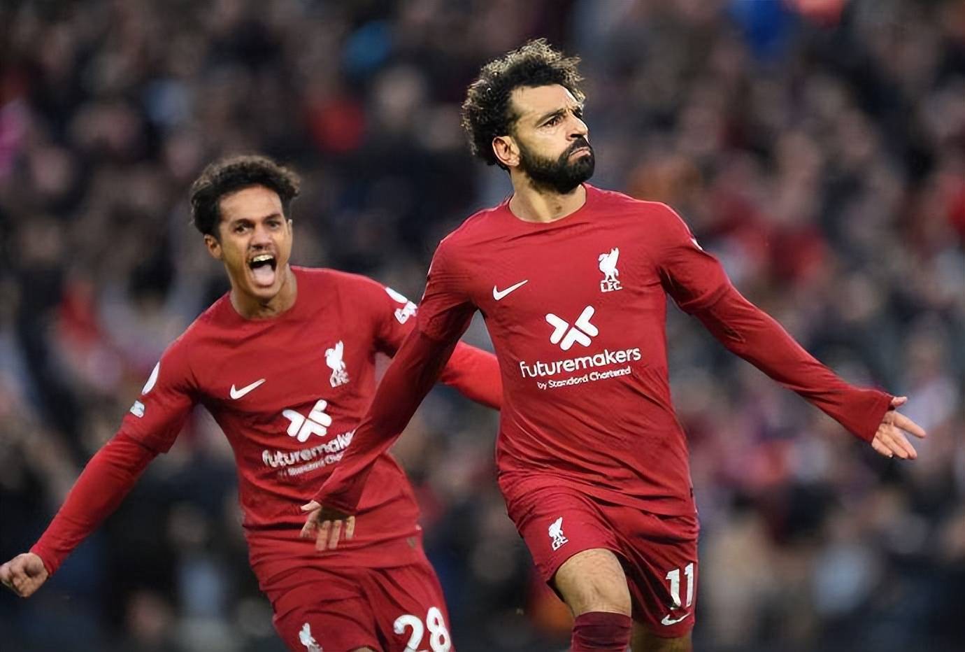 那不勒斯训练开放日，加时末段再遭质疑引欢呼，英超在即，球探报告显示潜力(β地中海贫血17种突变)