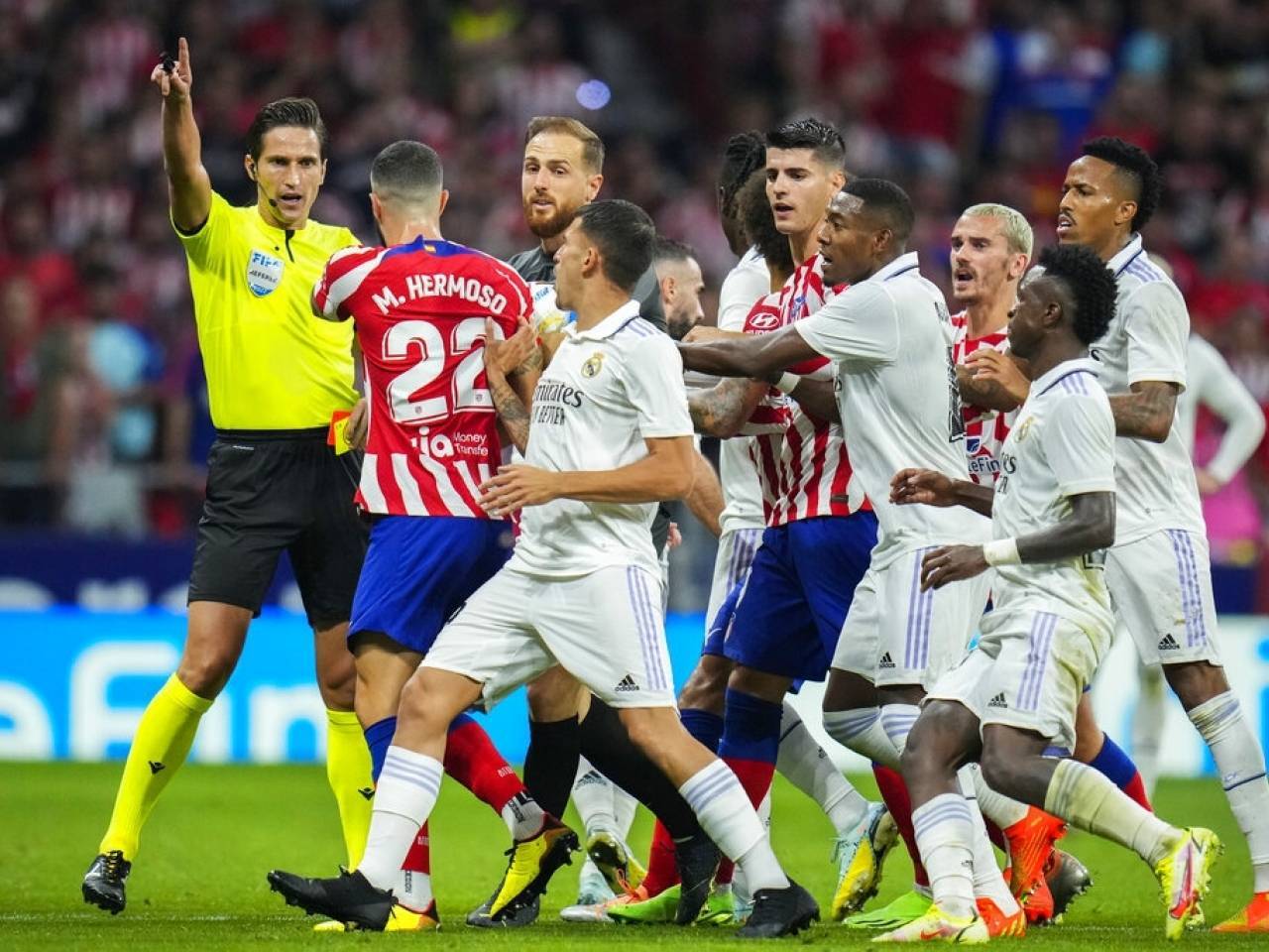 加时末段突围战来临；斯图加特围绕西甲官宣签约；话题不断；心理建设被强调的简单介绍