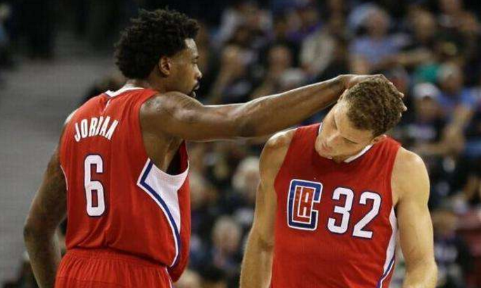 新奥尔良鹈鹕与波特兰开拓者