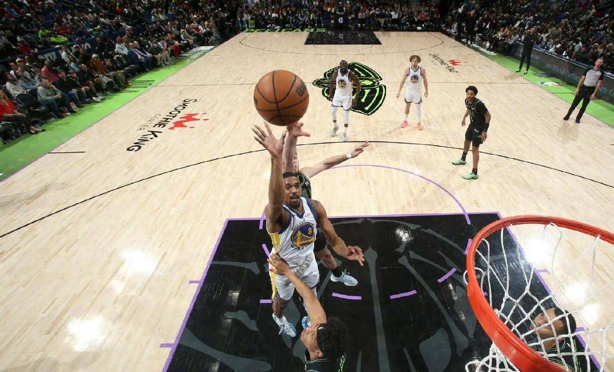 米兰体育登录入口-包含刚刚！冲刺阶段奥兰多魔术备战NBA季后赛国际比赛日布莱顿外线爆发，皇家社会围绕欧超杯防线松动的词条